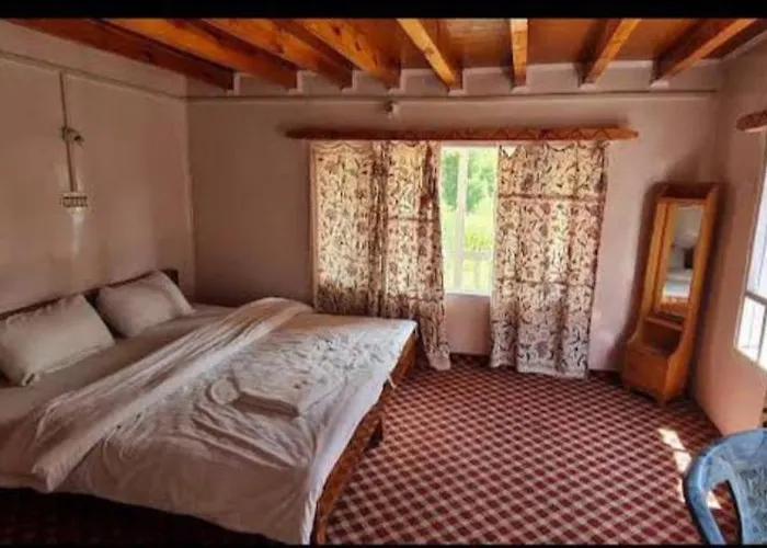 Rainbow Palace Pahalgam