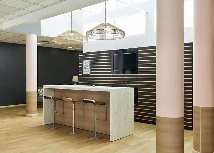 B&B Hotel Orly Rungis Aeroport 3 Etoiles