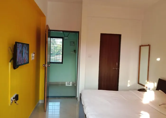 Hotel Nandanvan By Royal Stay