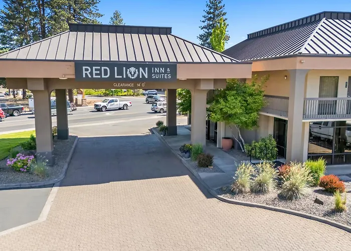 Red Lion Inn & Suites Deschutes River - Bend