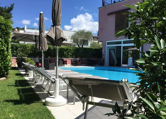 Hotel Villa Ca' Nova ***S