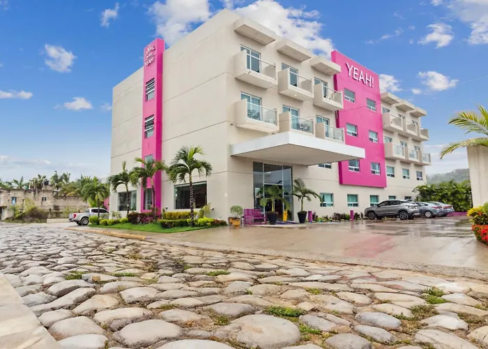 Hotel Yeah Rincon De Guayabitos