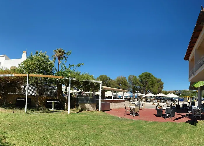 Verdelis Inn