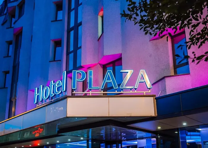Plaza V Hotel