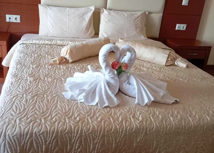 Siris Hotel
