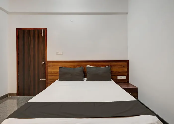 Oyo Hotel Bungalow Inn Lodging & Boarding