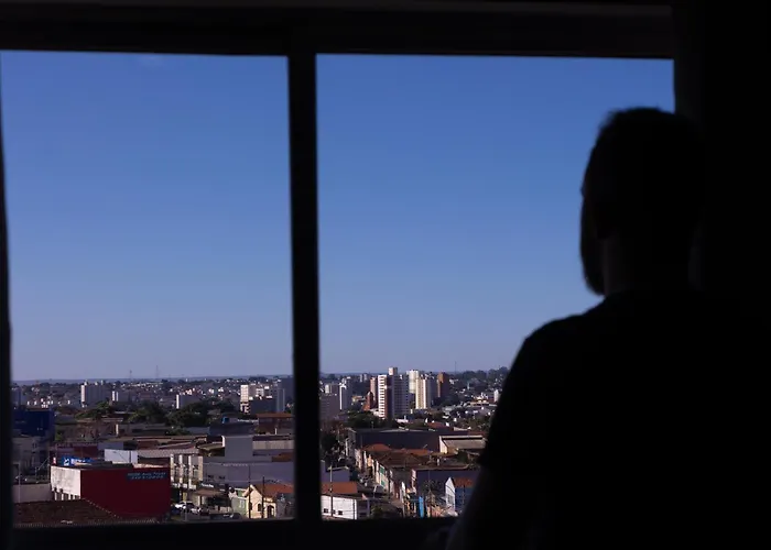 BOMBONATO HOTEL - Fácil Acesso ao Aeroporto e parque de Exposições ABCZ