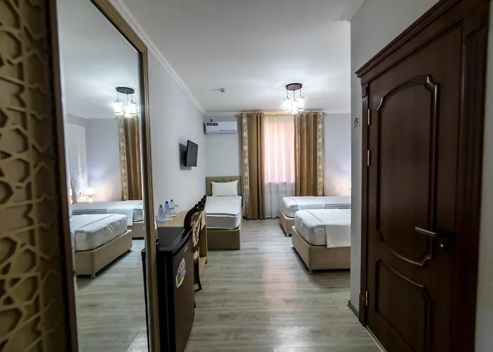 Khans Palace Hotel