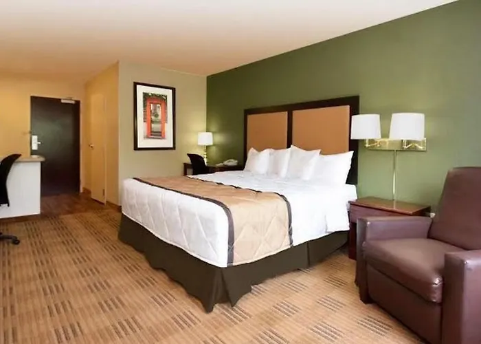 Mainstay Suites