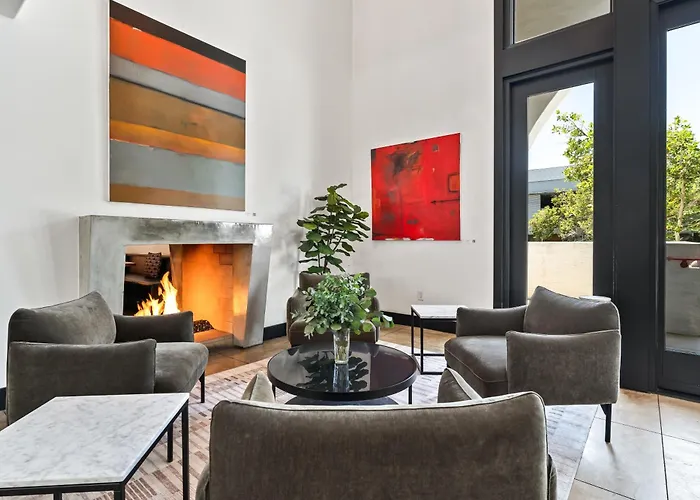 Hotel Casa 425 + Lounge, A Four Sisters Inn