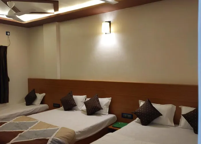 Hotel Sai Dakshina Inn & The Fern Restaurant