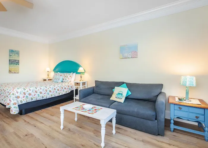 Atlantic Breeze Suites