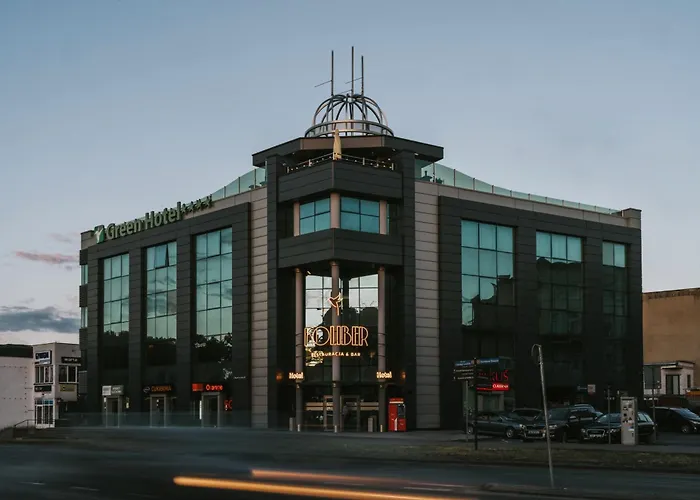 Green Hotel