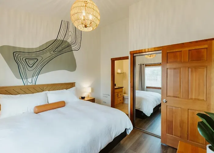 Kintla Ridge Suite Wfull Kitchen And Washerdryer