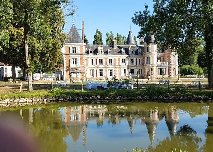 Chateau De La Plumasserie