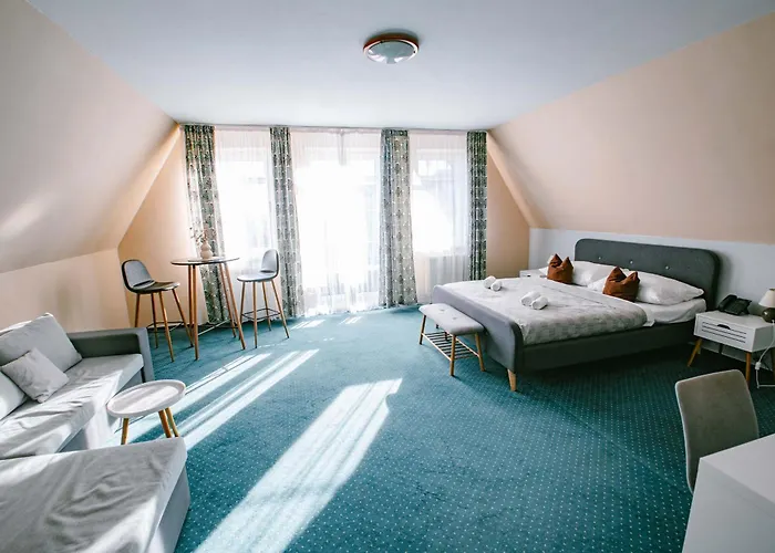Greenwood Hotel