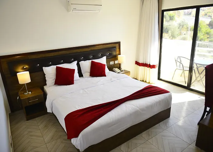 Petra Corner Hotel