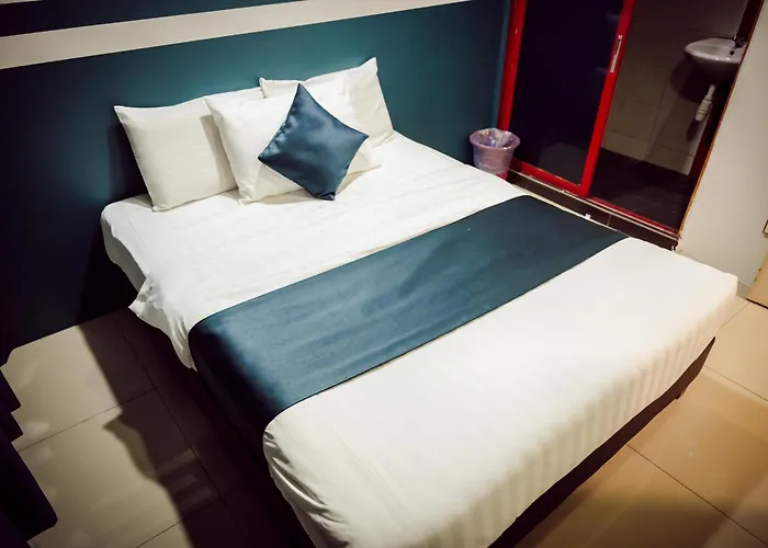 V Hotel Sri Gombak