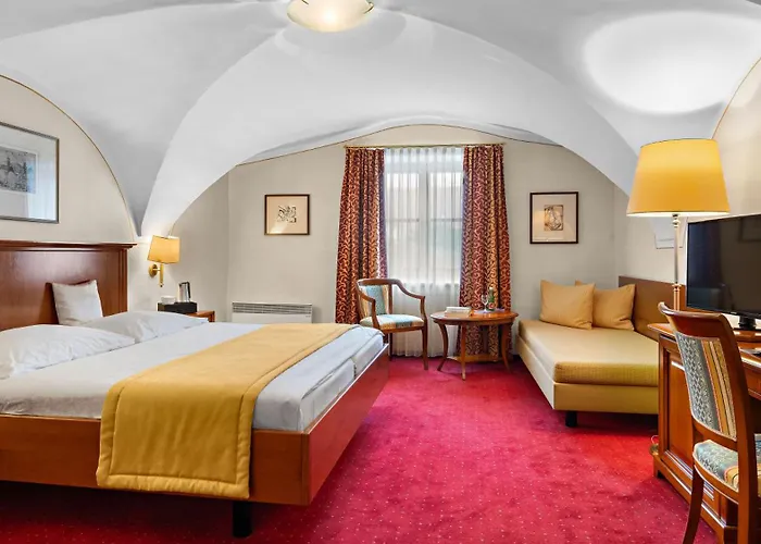 Hotel Mayrbräu