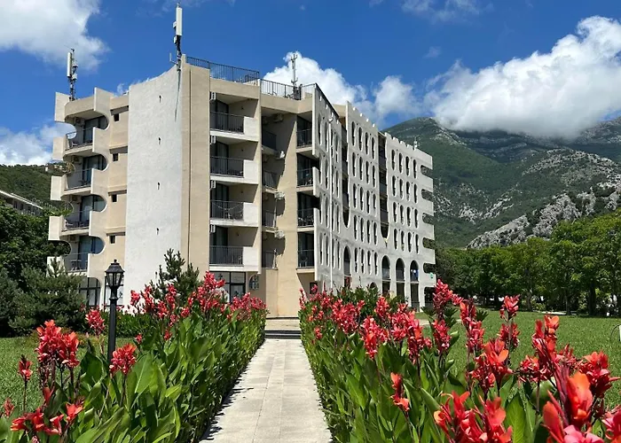 Pearl Beach Resort - Hills & Villas