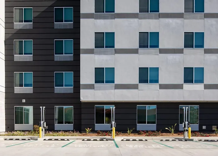 Fairfield by Marriott Inn&Suites Anaheim Los Alamitos