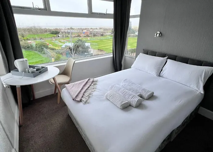 Harbour Hotel