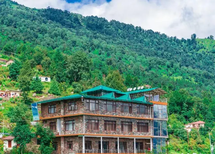 Goroomgo Bala Paradise Munsyari - Himalayan View Room
