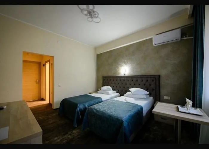 Hotel Tiara