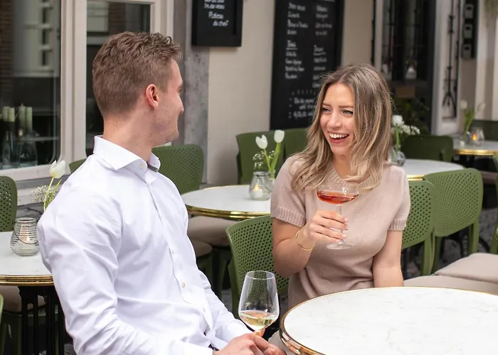 Le Virage Bistro En Hotel