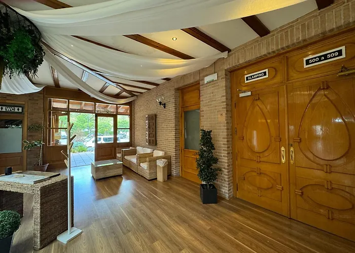 Hotel Jakue