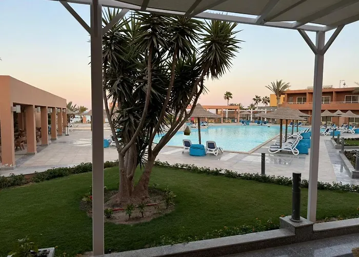 Vai By Romance Hotel & Aqua Park