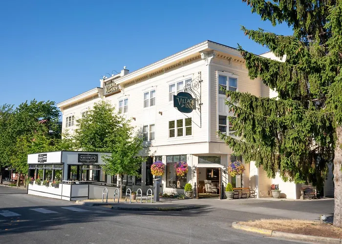 Fairhaven Village Inn