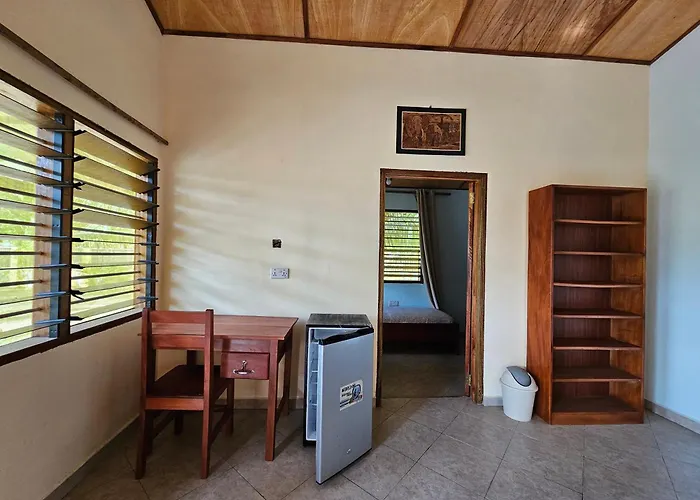 Uzoma'S Lodge