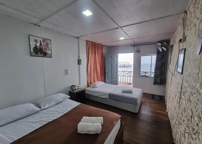 Mukut Seaview