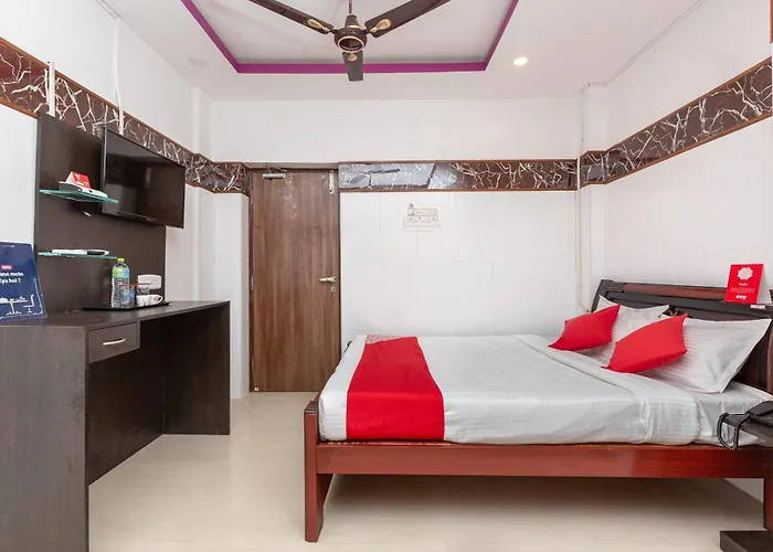 Oyo 19396 Cristal Residency