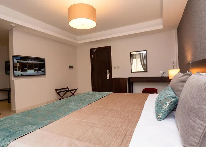 Souare Premium Hotel