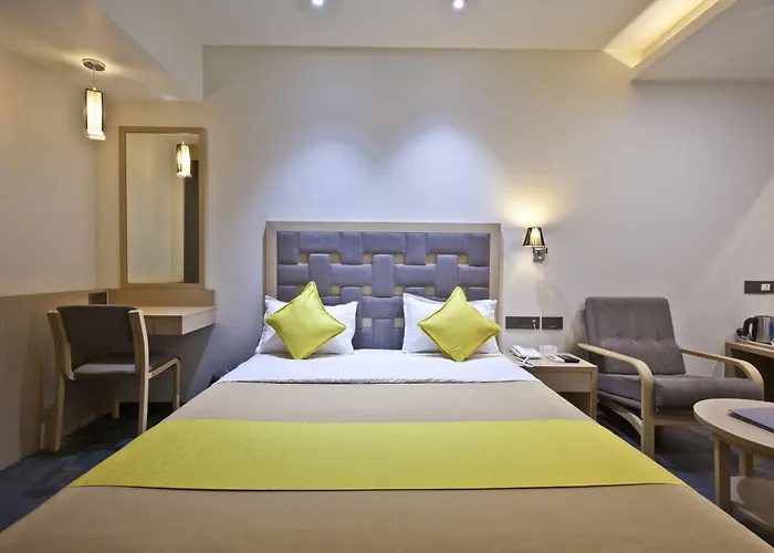 Hotel Sifat International