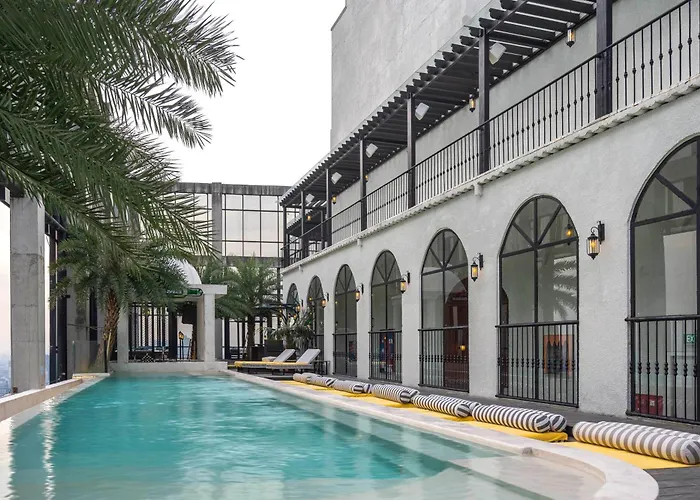The Orient Jakarta, A Royal Hideaway Hotel