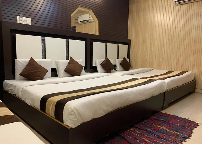 Hotel Pardesi,Har Ki Pauri Road Haridwar