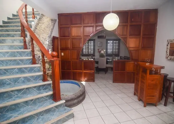 Casa Con Alberca Y Amplio Espacio Para Tu Familia