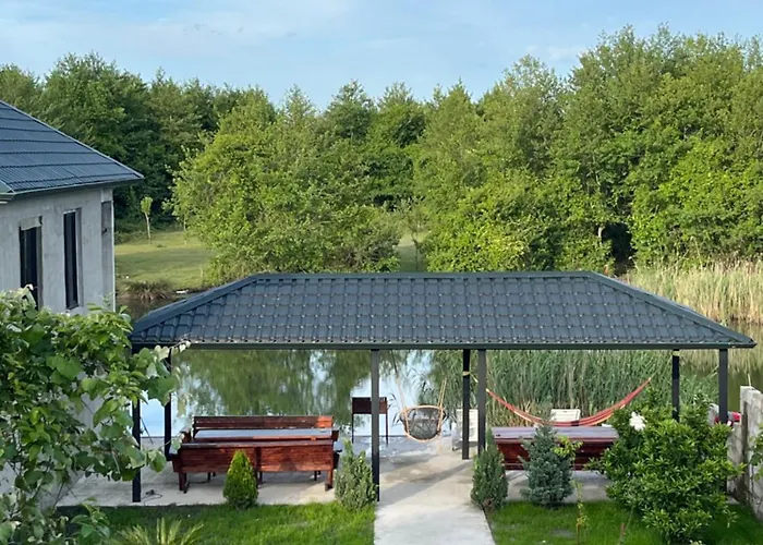 Riverside Cottage Poti