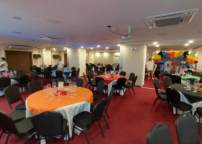 Hotel Puerto Limón CR