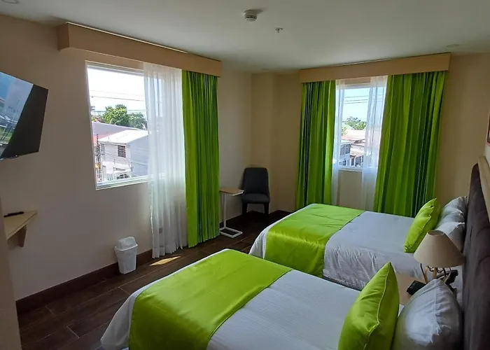 Hotel Puerto Limon Cr