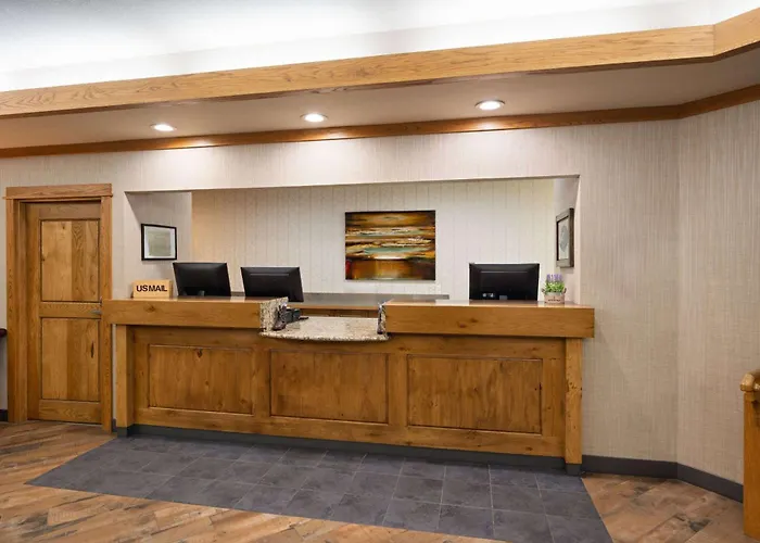 Days Inn & Suites By Wyndham Bozeman