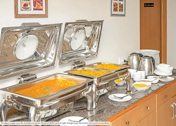 Glitz Hotels La Dahlia - Premium