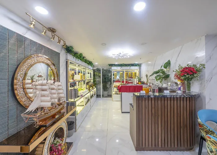 Tiffany Hotel & Restaurant