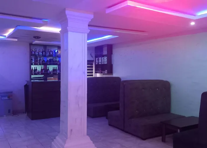 Tovia Hotel And Suite Limited