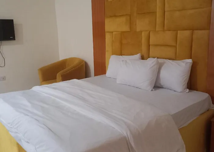 Tovia Hotel And Suite Limited