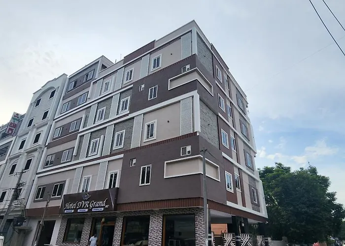 Hotel Dvr Grand