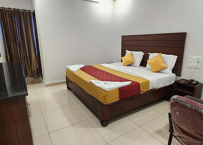 Hotel Dvr Grand